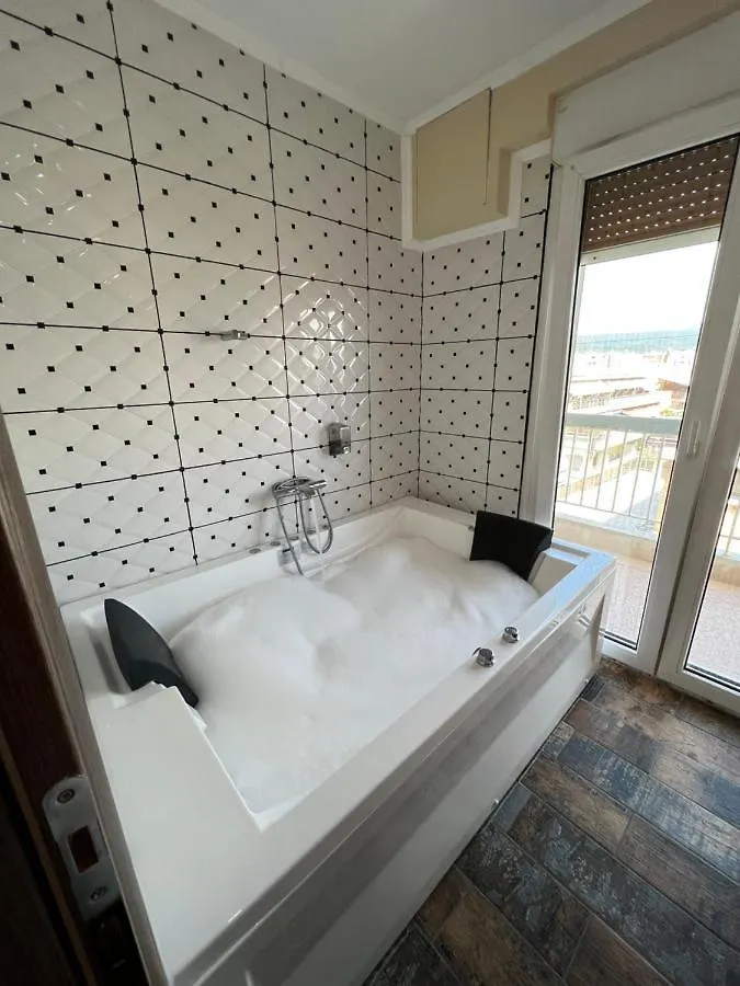 Jacuzzi Suites Salonic 0*,  Grecia